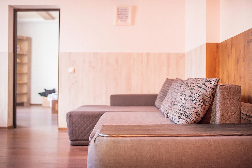 Apartments Zefir Лвив Екстериор снимка