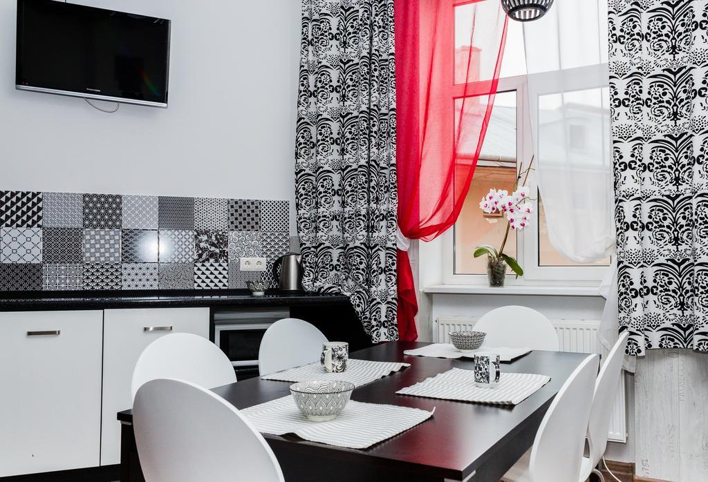 Apartments Zefir Лвив Екстериор снимка